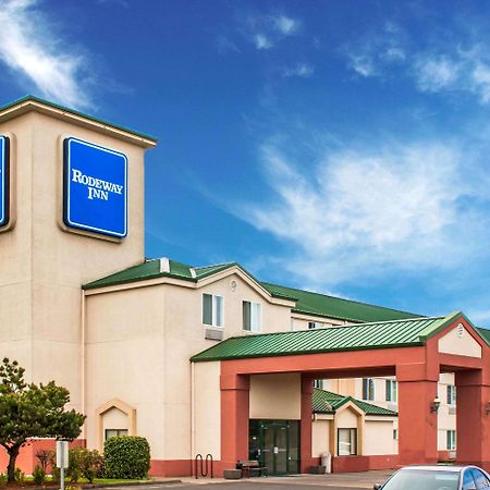 Rodeway Inn Salem Bagian luar foto