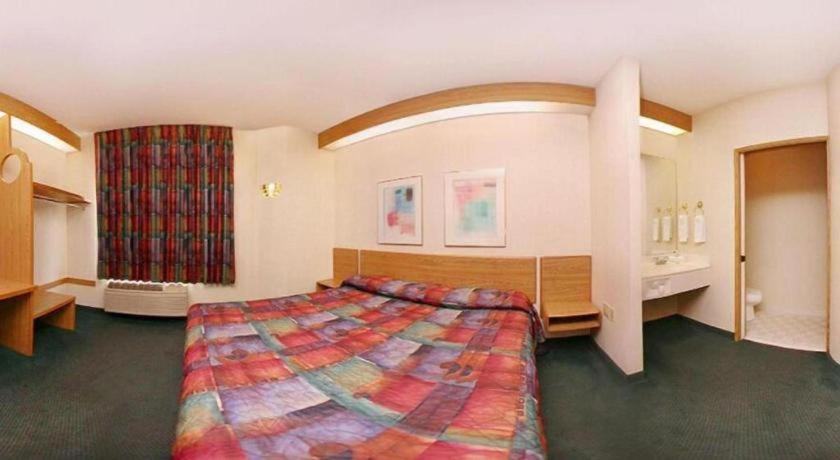 Rodeway Inn Salem Bagian luar foto
